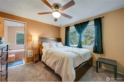6910 E Cascade Drive, Port Orchard, WA 98366 - Photo 34