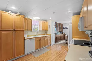 23825 15th Ave SE, Bothell, WA 98021 - Photo 6