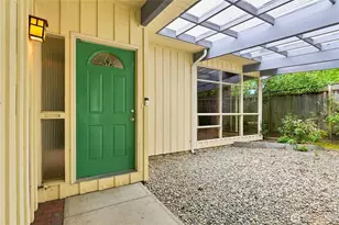 2439 160th Ave NE, Bellevue, WA 98008 - Photo 2
