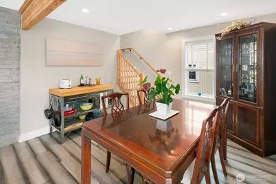 6271 Ellis Avenue S, Seattle, WA 98108 - Photo 12