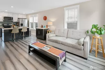 6271 Ellis Avenue S, Seattle, WA 98108 - Photo 6