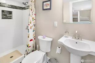 6271 Ellis Ave S, Seattle, WA 98108 - Photo 24