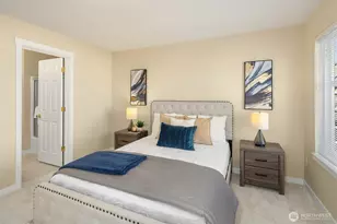 1387 Huckleberry Cir, Issaquah, WA 98029 - Photo 14