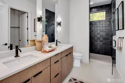 13404 Woodinville-Redmond Road NE, Redmond, WA 98052 - Photo 24