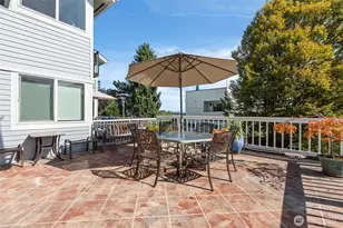 2400 E Howell St, Seattle, WA 98122 - Photo 28