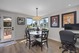 2400 E Howell St, Seattle, WA 98122 - Photo 14