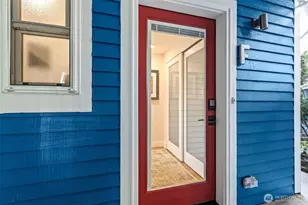 2400 E Howell St, Seattle, WA 98122 - Photo 2