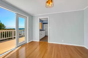 4044 39th Ave SW, Seattle, WA 98116 - Photo 6