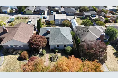 4044 39th Avenue SW, Seattle, WA 98116 - Photo 34