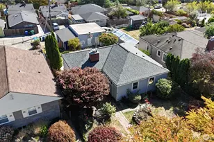 4044 39th Ave SW, Seattle, WA 98116 - Photo 36