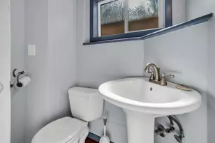 4044 39th Ave SW, Seattle, WA 98116 - Photo 18