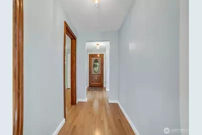 4044 39th Avenue SW, Seattle, WA 98116 - Photo 12