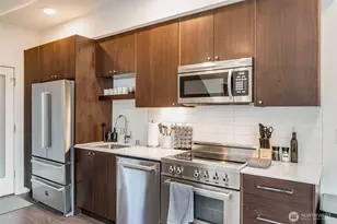 1112 13th Ave, Seattle, WA 98122 - Photo 10