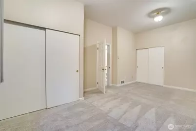 5709 69th Avenue Ct W, University Place, WA 98467 - Photo 32