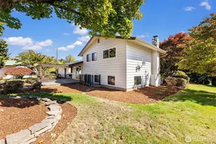 34100 NW Pacific Hwy, La Center, WA 98629 - Photo 30