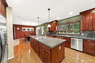13915 SE 238th Pl, Kent, WA 98042 - Photo 10