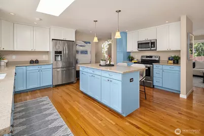 12943 NE 131st Street, Kirkland, WA 98034 - Photo 10