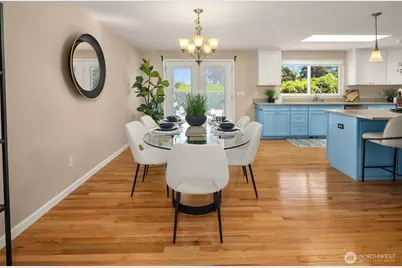 12943 NE 131st Street, Kirkland, WA 98034 - Photo 6