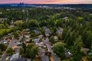 15003 NE 10th Pl, Bellevue, WA 98007 - Photo 28