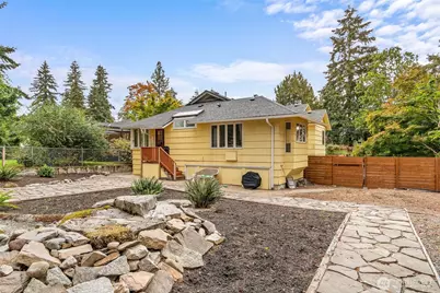 11037 Sand Point Way NE, Seattle, WA 98125 - Photo 26