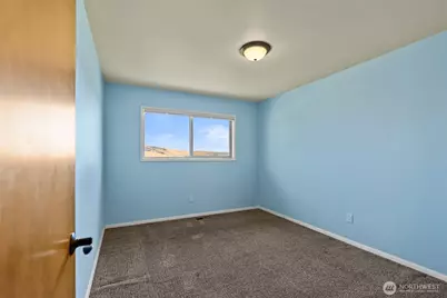3672 N Wenas Road, Selah, WA 98942 - Photo 28