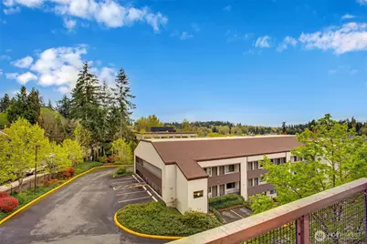 11415 Slater Avenue NE #403, Kirkland, WA 98033 - Photo 2