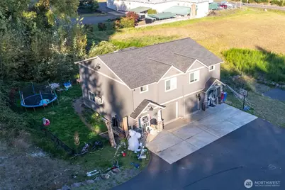 364 Cemetery Road, Castle Rock, WA 98611 - Photo 2