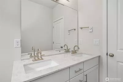 4273 Aberdeen Way NE, Renton, WA 98056 - Photo 16