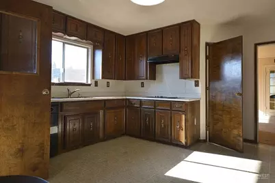14614 Lawrence Lake Road SE, Yelm, WA 98597 - Photo 12