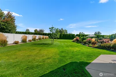 3715 Viewmont Drive, Wenatchee, WA 98801 - Photo 36