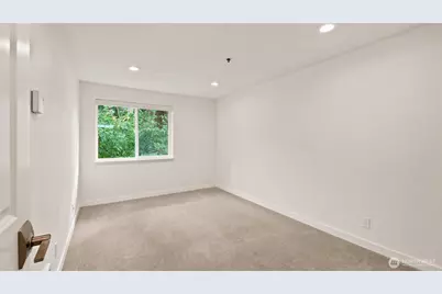 220 NE Dogwood Street #B301, Issaquah, WA 98027 - Photo 20