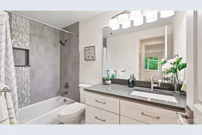 220 NE Dogwood Street #B301, Issaquah, WA 98027 - Photo 22