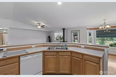 829 Gish Road, Onalaska, WA 98570 - Photo 26
