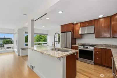 5306 Beach Drive SW, Seattle, WA 98136 - Photo 12