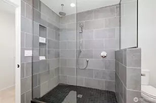 2825 22nd Ave W, Seattle, WA 98199 - Photo 24