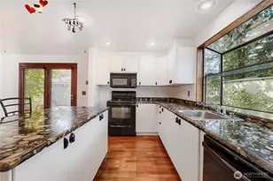 11912 SE 211th Pl, Kent, WA 98031 - Photo 10