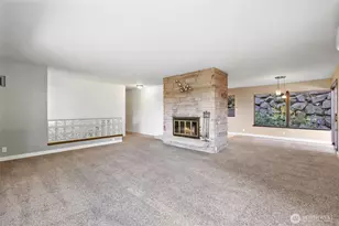 2515 NE 106th Pl, Seattle, WA 98125 - Photo 4