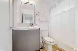 1300 E Remington Ct, Seattle, WA 98122 - Photo 26