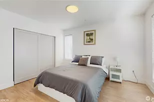 1300 E Remington Ct, Seattle, WA 98122 - Photo 16