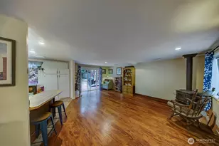 207 Seattle St W, Rainier, WA 98576 - Photo 6