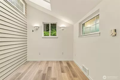 15803 60th Avenue W, Edmonds, WA 98026 - Photo 24