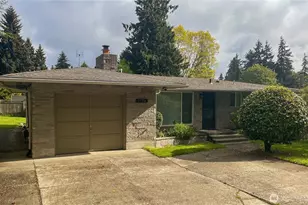 1334 N 180th St, Shoreline, WA 98133 - Photo 2