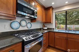 9721 56th St W, University Place, WA 98467 - Photo 8