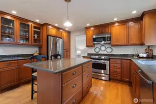 9721 56th St W, University Place, WA 98467 - Photo 10