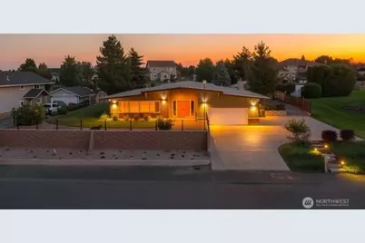 61 Pelican Place NE, Moses Lake, WA 98837 - Photo 1