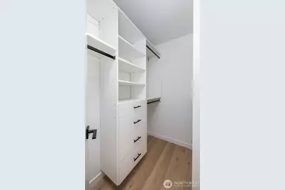 13732 Stone Avenue N, Seattle, WA 98133 - Photo 12