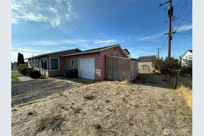 514 S Schneirla Street, Moses Lake, WA 98837 - Photo 2