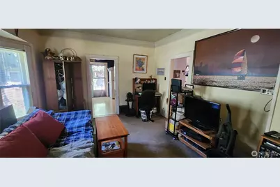 1016 NE 69th Street, Seattle, WA 98115 - Photo 6