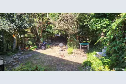 1016 NE 69th Street, Seattle, WA 98115 - Photo 22