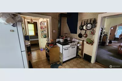 1016 NE 69th Street, Seattle, WA 98115 - Photo 8